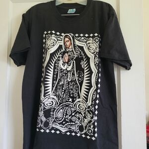 Thessh Lady Of Guadalupe Black And White Glitter Bandana Print Unisex Tee